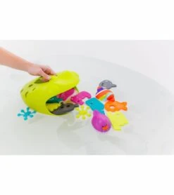 Boon Frog Pod Bath Toy Scoop 8 Boon Frog Pod Bath Toy Scoop -Britax || Little Unicorn || Graco Shop boon frog pod bath toy scoop 214