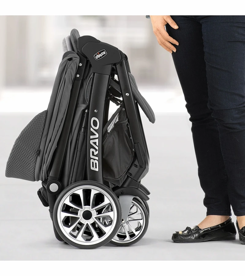 Chicco Bravo LE Trio Travel System - Silhouette 4 Chicco Bravo LE Trio Travel System - Silhouette - Image 4
