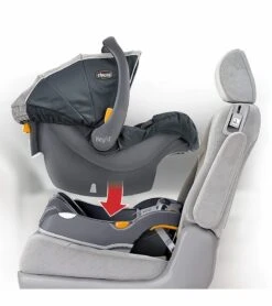 Chicco KeyFit 30 Infant Car Seat - Nottingham -Britax || Little Unicorn || Graco Shop chicco keyfit 30 infant car seat nottingham 190
