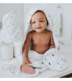 Copper Pearl Muslin Hooded Towel - Native -Britax || Little Unicorn || Graco Shop copper pearl muslin hooded towel native 206
