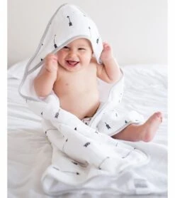 Copper Pearl Muslin Hooded Towel - Native -Britax || Little Unicorn || Graco Shop copper pearl muslin hooded towel native 207