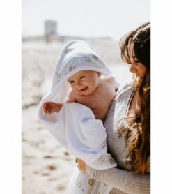 Copper Pearl Premium Hooded Towel - Chip -Britax || Little Unicorn || Graco Shop copper pearl premium hooded towel chip 155