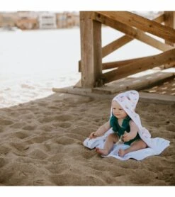 Copper Pearl Premium Hooded Towel - Enchanted 7 Copper Pearl Premium Hooded Towel - Enchanted -Britax || Little Unicorn || Graco Shop copper pearl premium hooded towel enchanted 128