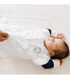 Dreamland Baby Dream Weighted Swaddle (Gen 2) - Classic Grey Stars, 0-6 Months -Britax || Little Unicorn || Graco Shop dreamland baby dream weighted swaddle gen 2 classic grey stars 0 6 months 145