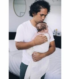 Little Unicorn Cotton Muslin Swaddle 3 Pack - Mustard Set -Britax || Little Unicorn || Graco Shop little unicorn cotton muslin swaddle 3 pack mustard set 134