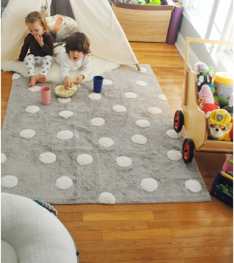 Lorena Canals Polka Dots Rug - Grey (4' X 5' 3") 4 Lorena Canals Polka Dots Rug - Grey (4' X 5' 3") - Image 4