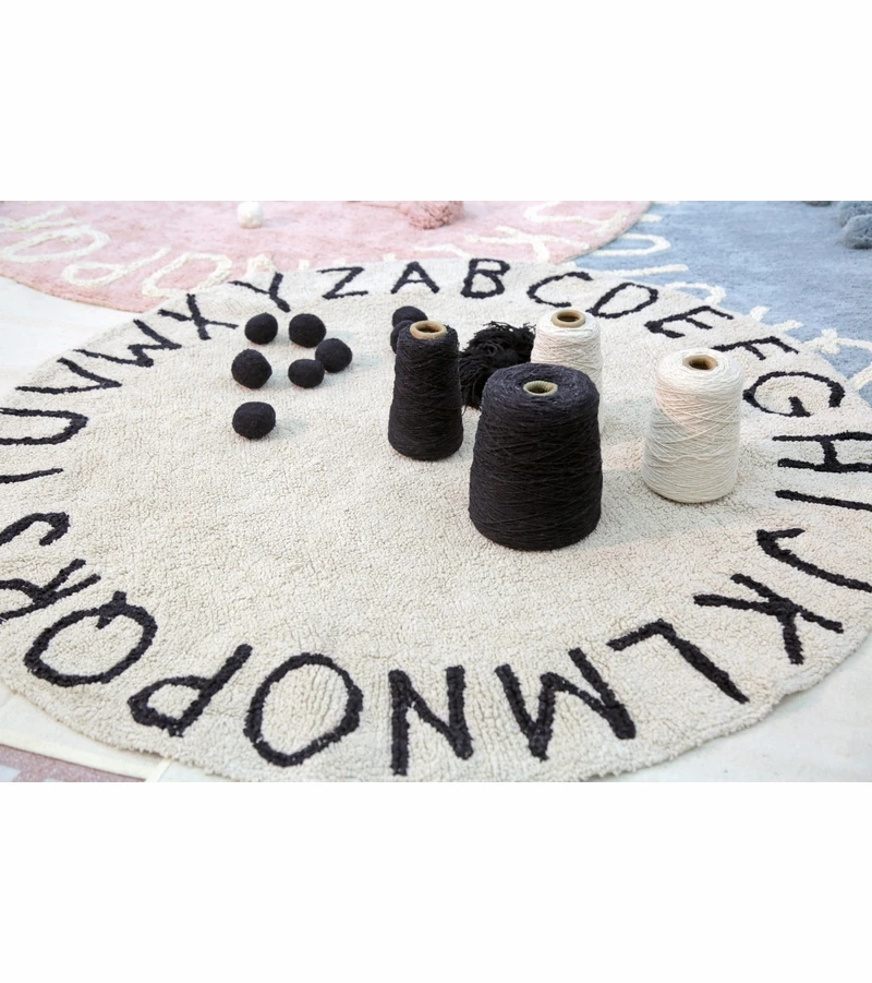 Lorena Canals Round Rug - ABC - Natural/Black (5') 4 Lorena Canals Round Rug - ABC - Natural/Black (5') - Image 4