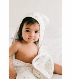 Loulou Lollipop Hooded Towel Set - Bunny Meadow -Britax || Little Unicorn || Graco Shop loulou lollipop hooded towel set bunny meadow 134