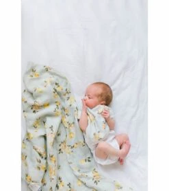 Loulou Lollipop Luxe Muslin Swaddle - Wild Rose -Britax || Little Unicorn || Graco Shop loulou lollipop luxe muslin swaddle wild rose 105