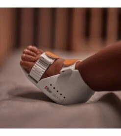 Masimo Stork Vitals+ Boot + Camera Baby Monitoring System -Britax || Little Unicorn || Graco Shop masimo stork vitals boot camera baby monitoring system 13