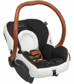 Maxi-Cosi Maxi Cosi Mico Max 30 Infant Car Seat - Jet Set By Rachel Zoe 8 Maxi-Cosi Maxi Cosi Mico Max 30 Infant Car Seat - Jet Set By Rachel Zoe -Britax || Little Unicorn || Graco Shop maxi cosi mico max 30 infant car seat jet set by rachel zoe 239