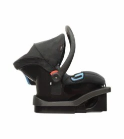 Mountain Buggy Protect Infant Car Seat - Black 8 Mountain Buggy Protect Infant Car Seat - Black -Britax || Little Unicorn || Graco Shop mountain buggy protect infant car seat black 286