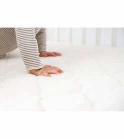 Newton Wovenaire Crib Mattress - Cloud White 9 Newton Wovenaire Crib Mattress - Cloud White -Britax || Little Unicorn || Graco Shop newton wovenaire crib mattress cloud white 39