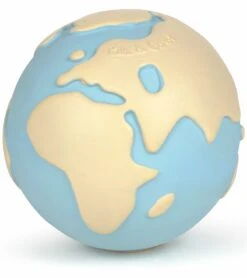 Oli & Carol Earthy The World Ball