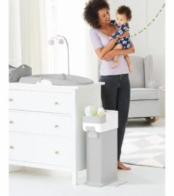 Skip Hop Nursery Style Diaper Pail - Grey 11 Skip Hop Nursery Style Diaper Pail - Grey -Britax || Little Unicorn || Graco Shop skip hop nursery style diaper pail grey 181