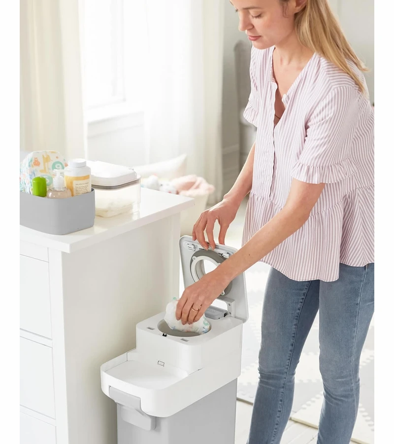 Skip Hop Nursery Style Diaper Pail - Grey 6 Skip Hop Nursery Style Diaper Pail - Grey - Image 6