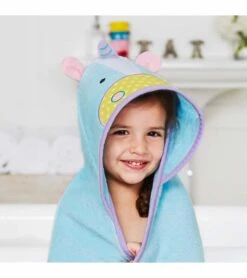 Skip Hop ZOO Hooded Towel - Unicorn -Britax || Little Unicorn || Graco Shop skip hop zoo hooded towel unicorn 136