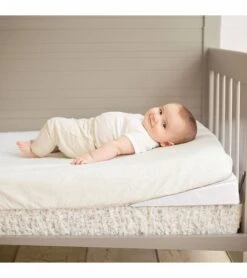 Summer Infant SwaddleMe Good Vibes Vibrating Folding Crib Wedge 6 Summer Infant SwaddleMe Good Vibes Vibrating Folding Crib Wedge -Britax || Little Unicorn || Graco Shop summer infant swaddleme good vibes vibrating folding crib wedge 150